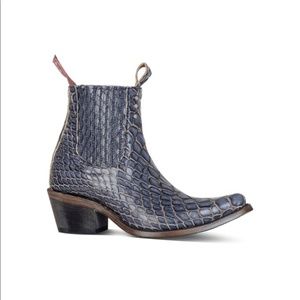 Freebird faith blue snake size 10